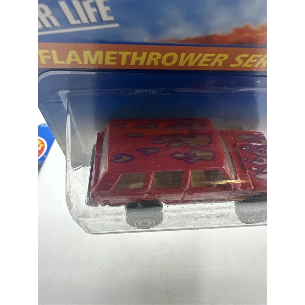 Hot Wheels Lot Of 2 Mod Bod Series 2/4 SCHOOL BUS and 3/4 Range River
